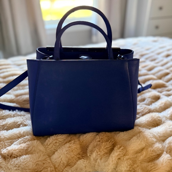 Fendi 2Jour Small Handbag - Picture 4 of 7